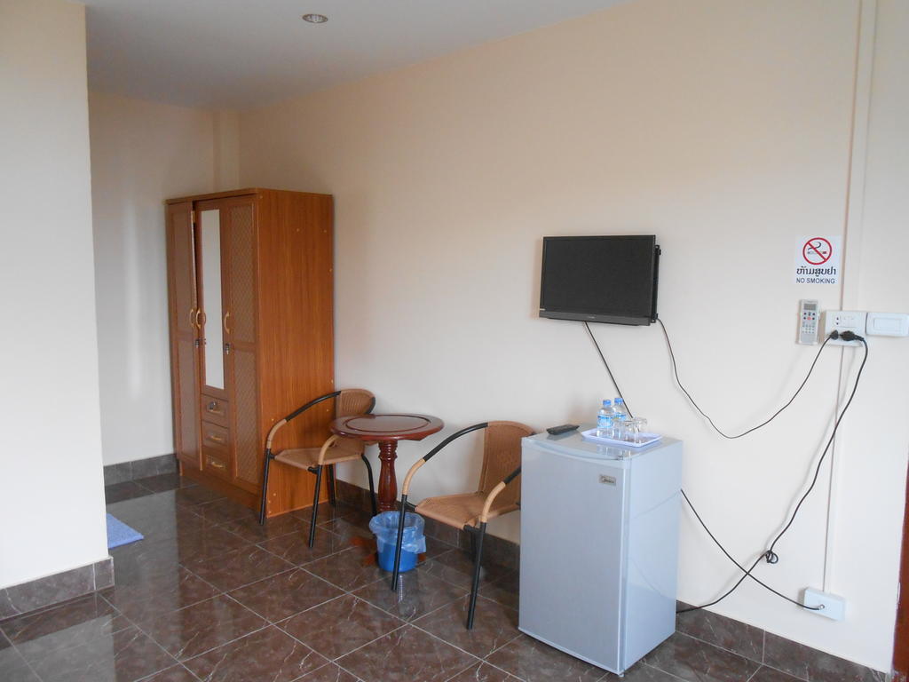 Bayern Guesthouse Ban Nongdouang Szoba fotó